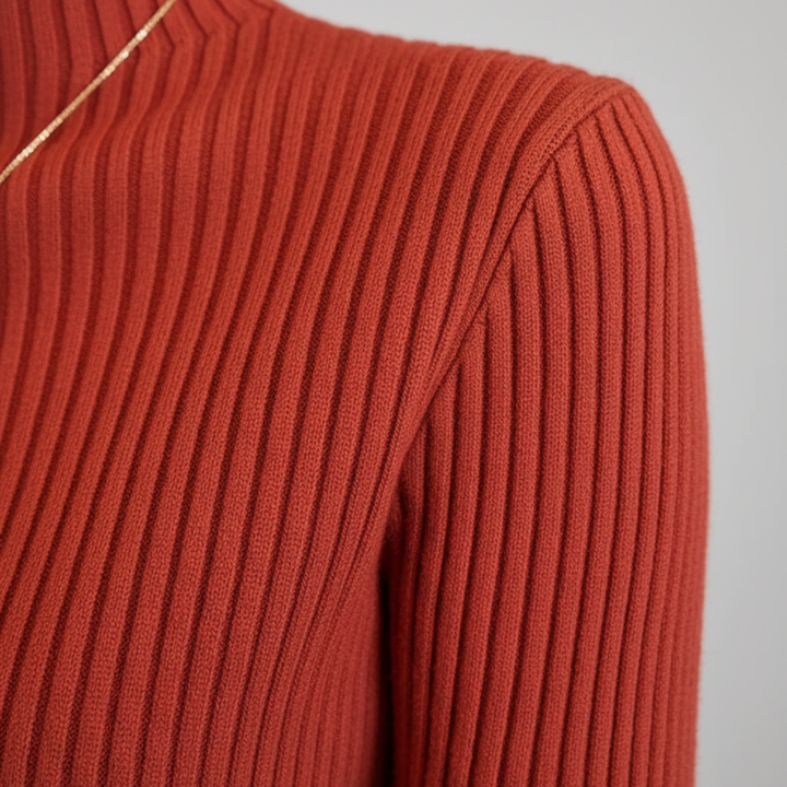 Maglione da donna a collo alto a coste in tessuto misto