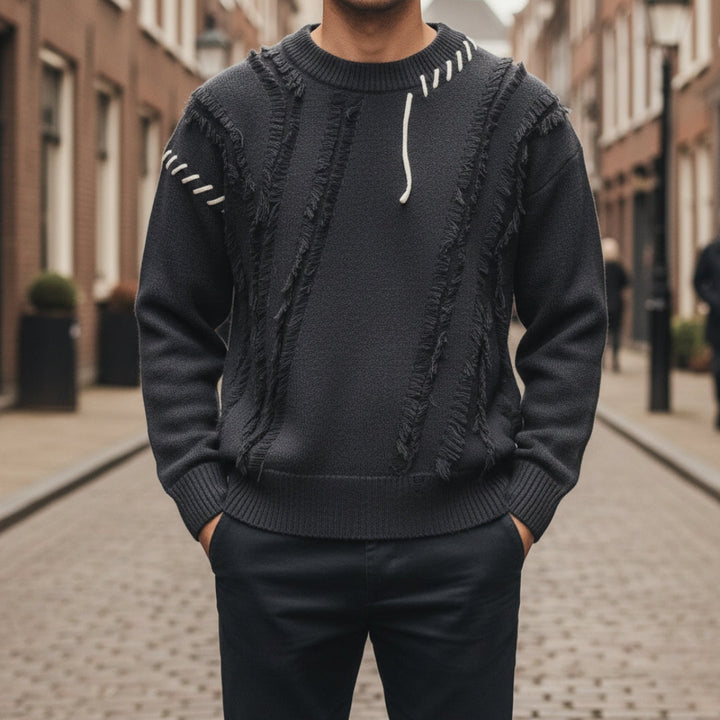 Oversized sweater til mænd med slidte detaljer