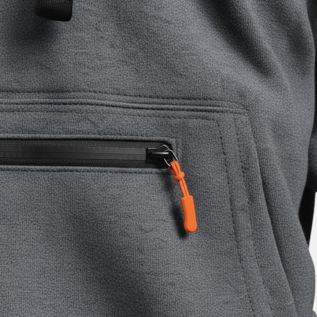 Felpa tecnica da uomo con zip e tasche
