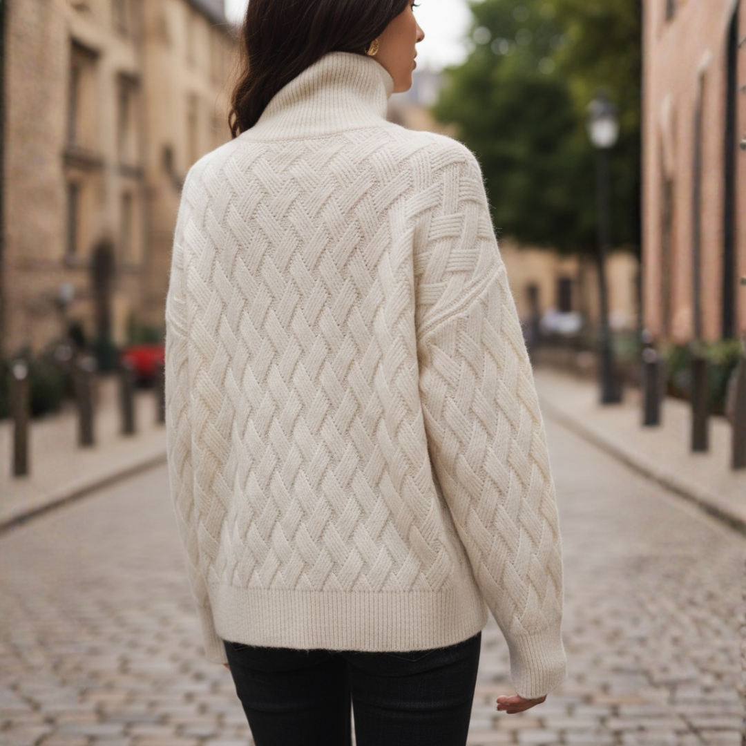 Maglione invernale da donna a collo alto con lavorazione a trecce