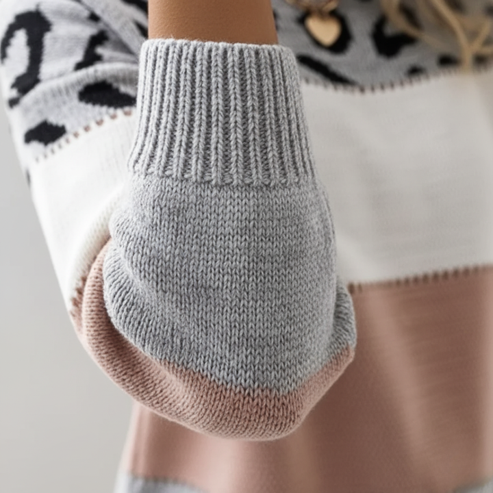 Maglione da donna in materiale misto con stampa leopardata