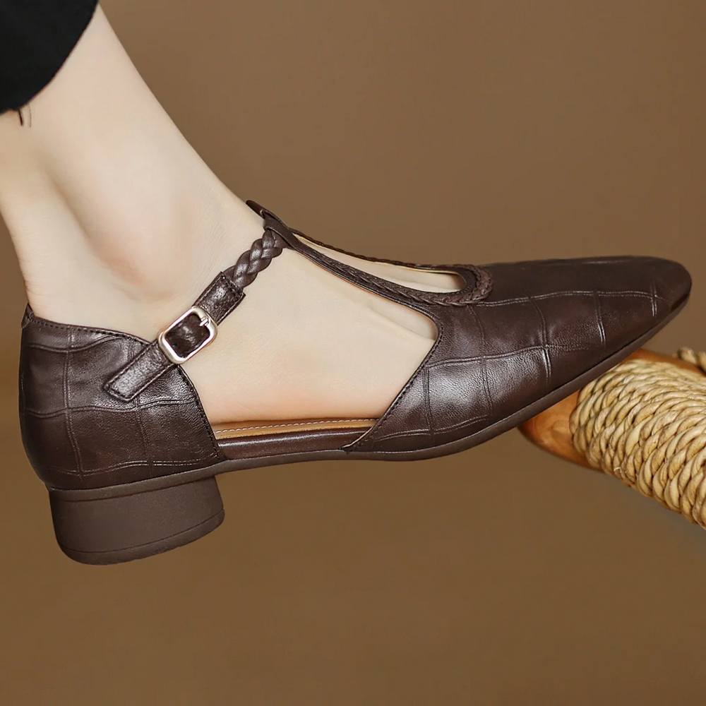 Women's Classic Pointed Toe Leather T-Strap Mary Jane Flats 2