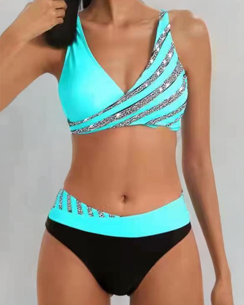 Women's Flattering Printed Bikini Set for Beach 1