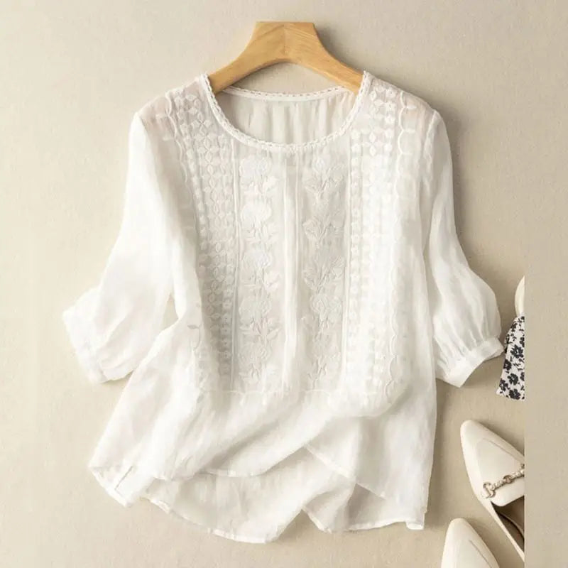 Women's Elegant Floral Embroidered Relaxed Blouse 1