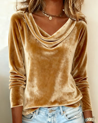 Top lussuoso in velluto con scollo drappeggiato
