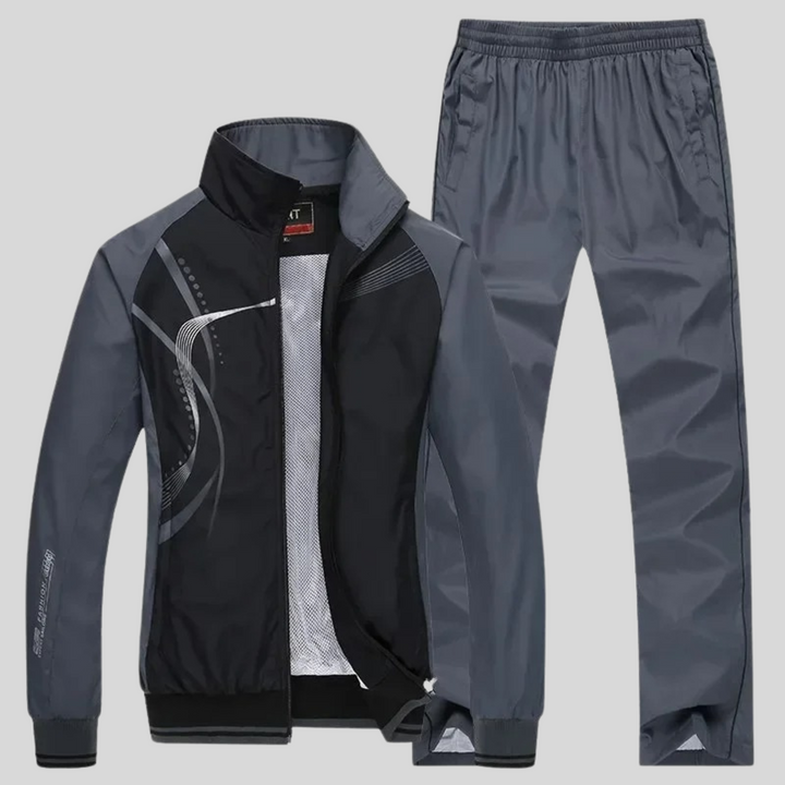 Sporty Thermal Long Sleeve Set for Men with Loose Fit