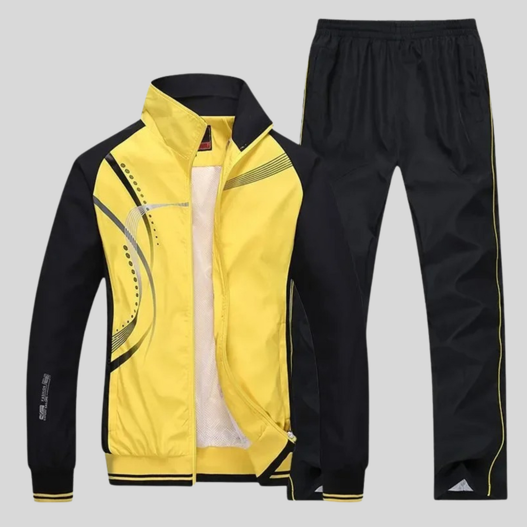 Sporty Thermal Long Sleeve Set for Men with Loose Fit