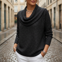 Maglione da donna in lurex con collo alto