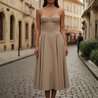 Abito midi aderente nero da donna | Elegante corsetto strutturato con gonna svasata